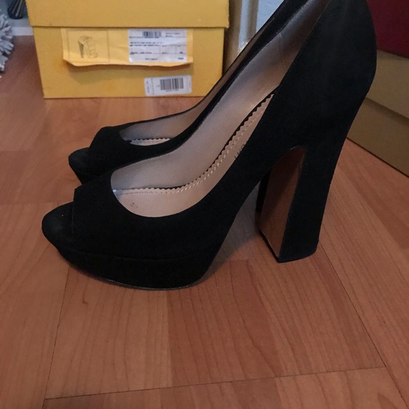 Ladies shoes - Picture 3 of 8